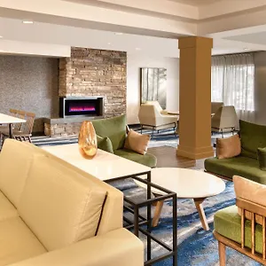 Hotel Fairfield & By Marriott Toronto, Brampton